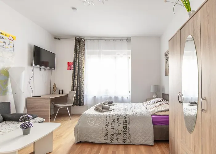 A Stylish Apartment In The Center Of True Berlin