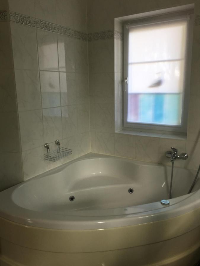 Apartment Neu Dz In Mahlsdorf Mit Terrasse -kostenloser Rucktritt Moglich-