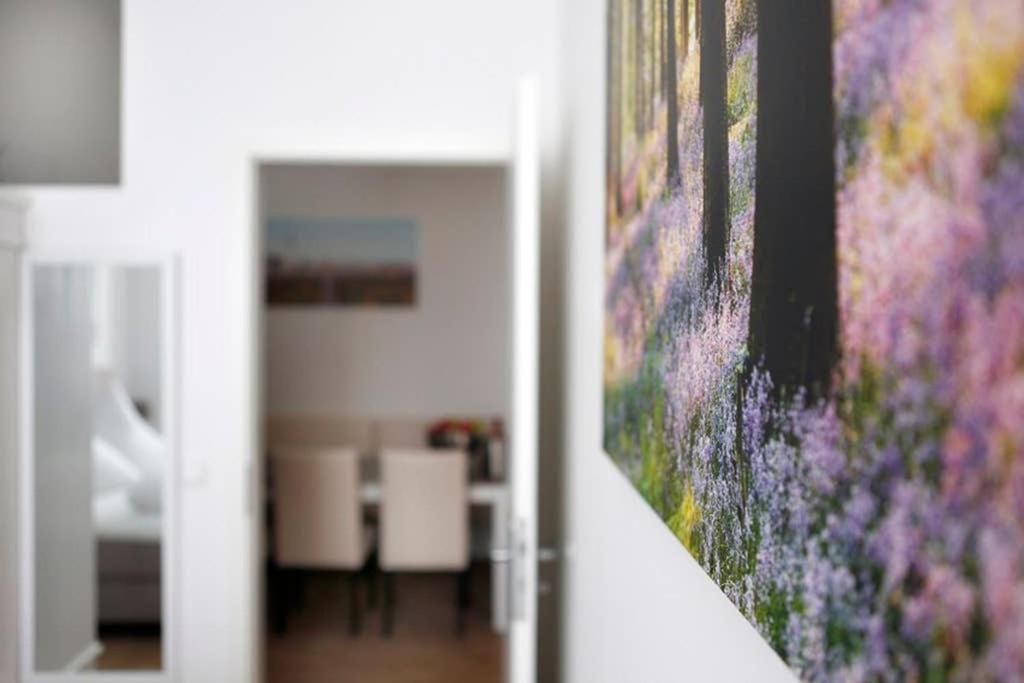 Apartamento Sc 06 By Rockchair L Superhost Status L 4 Bedrooms Boxspringbeds 2 Bathrooms Balcony Elevator - Cozy Family & Business Flair Welcomes You! *