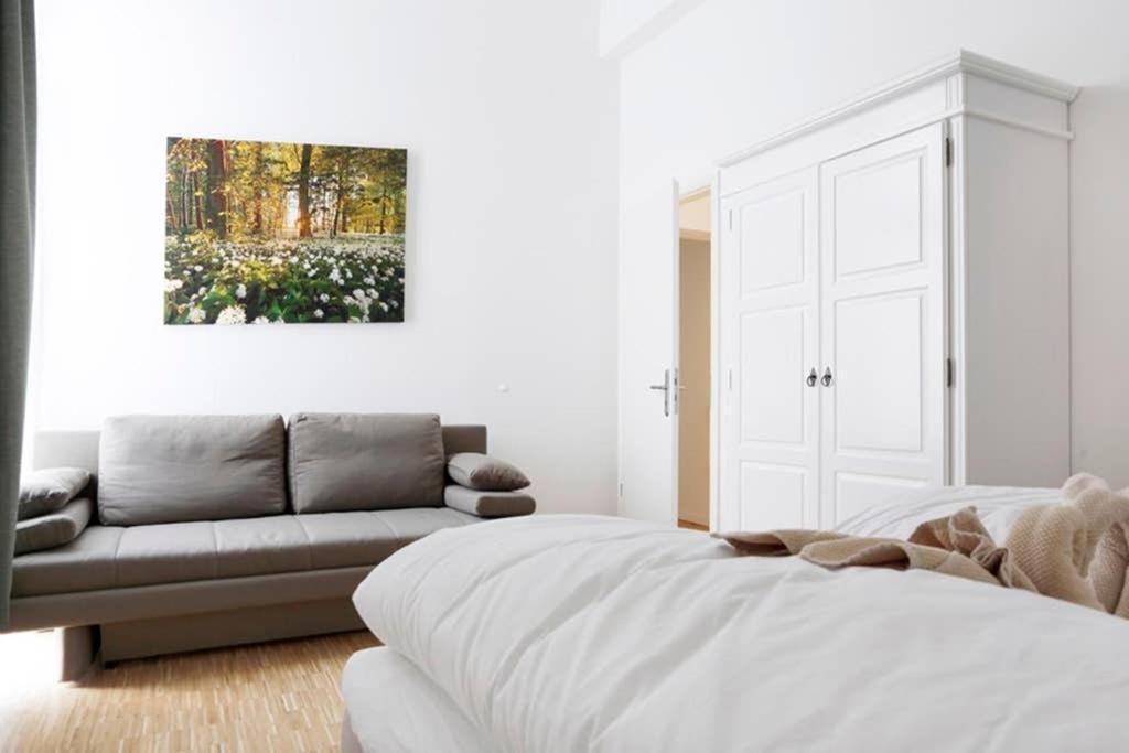 Apartamento Sc 06 By Rockchair L Superhost Status L 4 Bedrooms Boxspringbeds 2 Bathrooms Balcony Elevator - Cozy Family & Business Flair Welcomes You! *