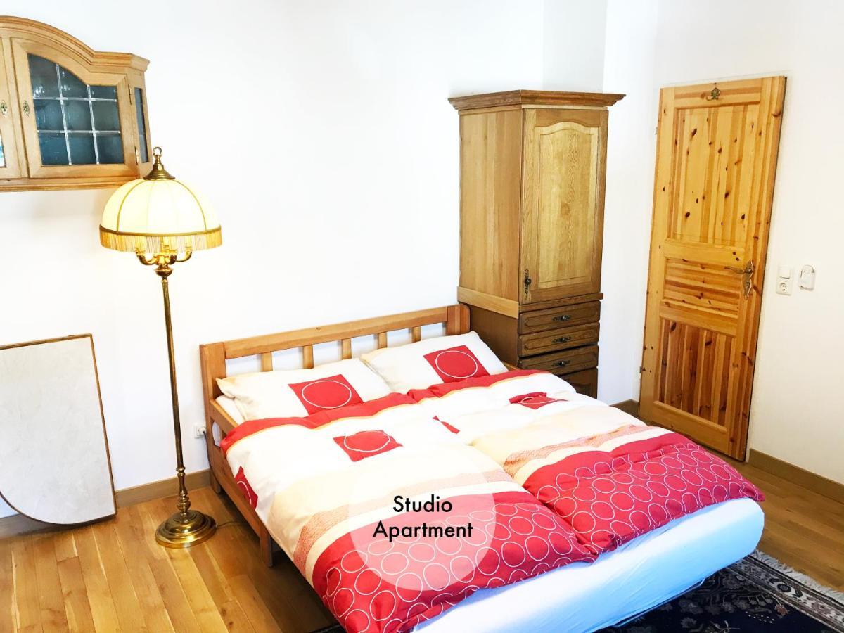 Quiet In Tempelhof Apartment