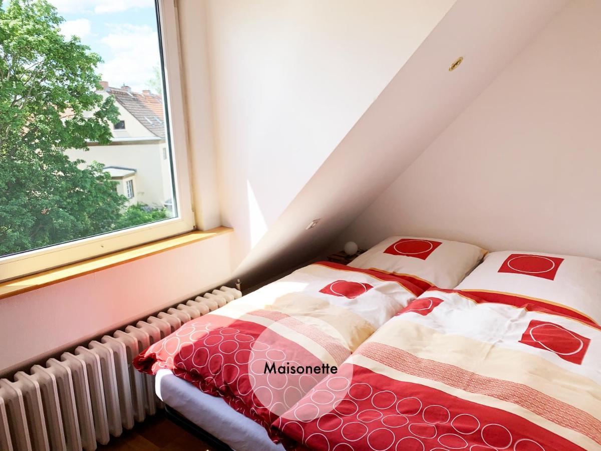 Quiet In Tempelhof Apartment