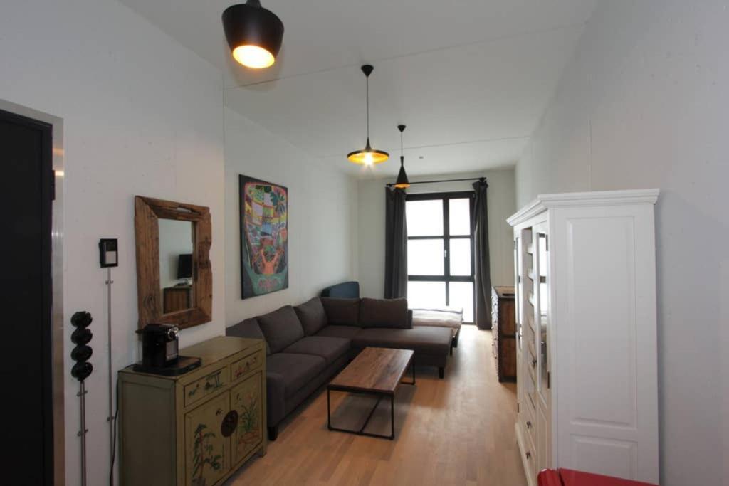 Stylisches Loft-apartment Mitten In Apartamento Berlim