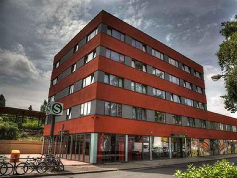 Hostel 2a