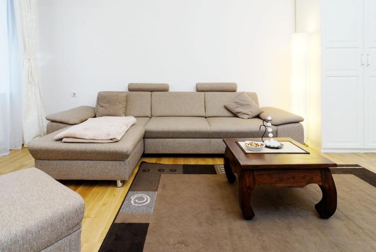 Neukoelln Rixdorf Apartment