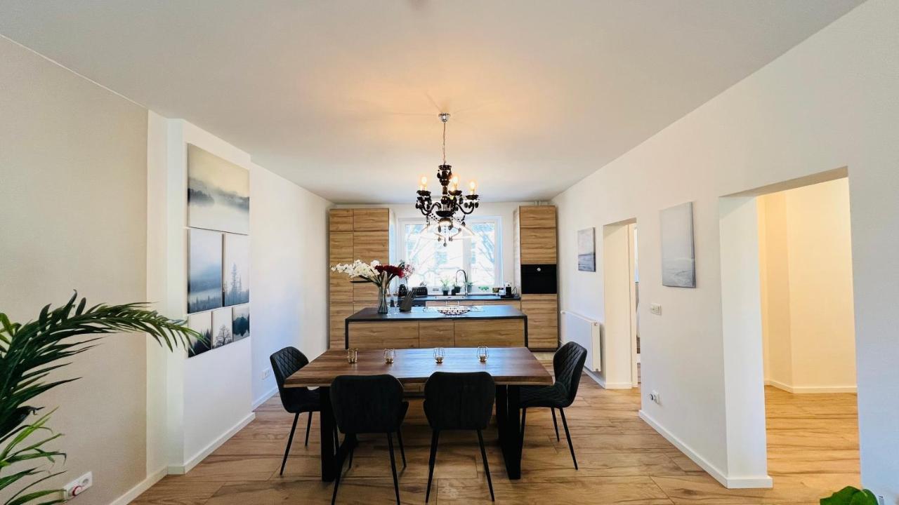 Central Designer 3 Apt With Terrace & Parking Berlin