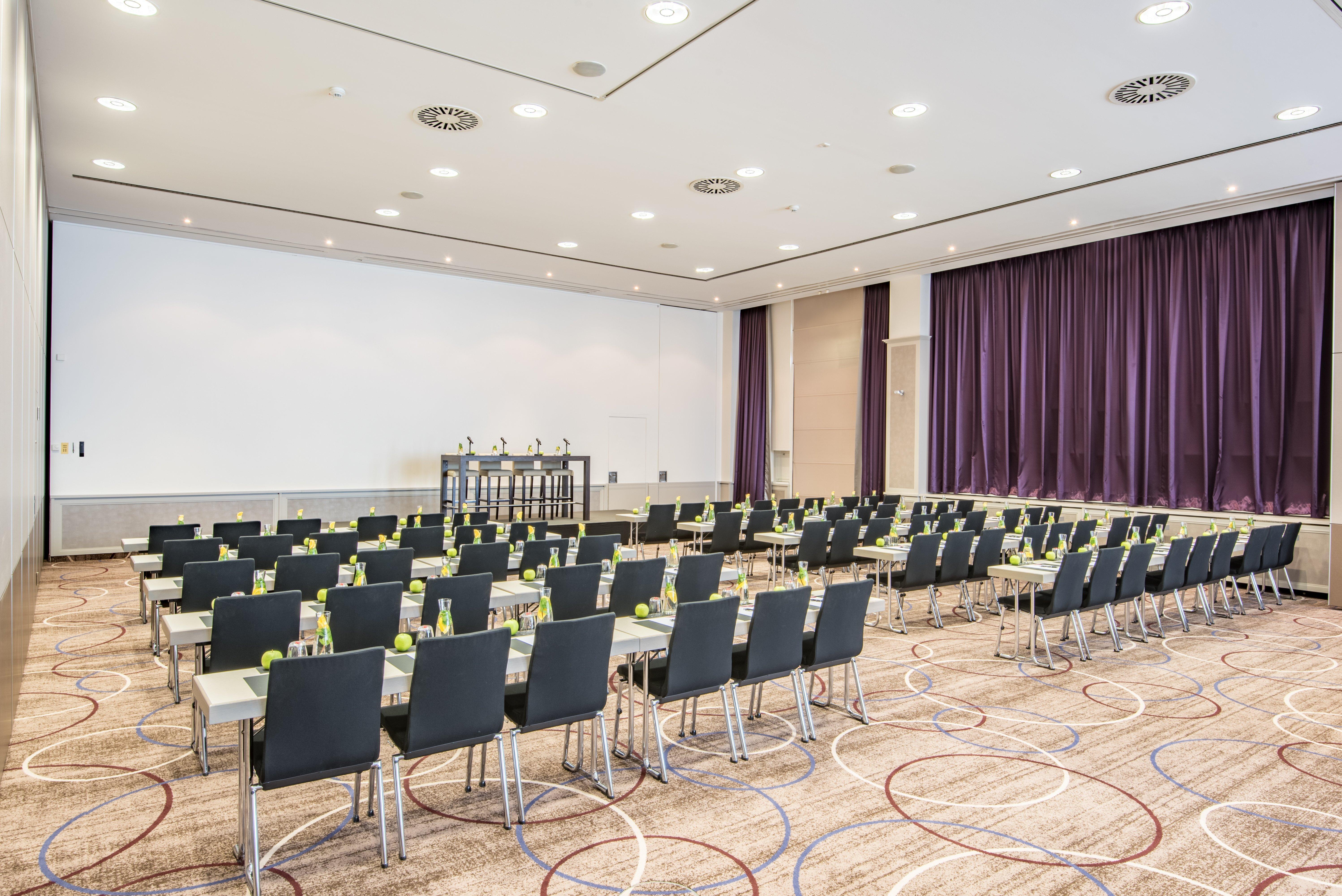 Crowne Plaza City Centre Ku'damm By Ihg Hotel 4*