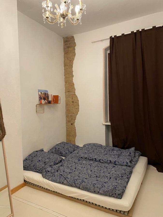 Apartment Vorhang Auf!