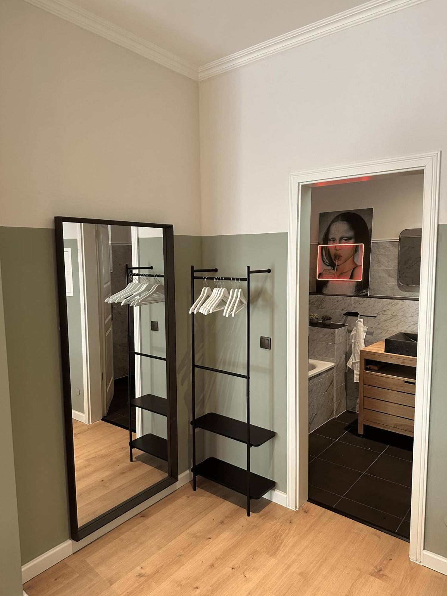 Luxury In Center Of Mitte Apartment