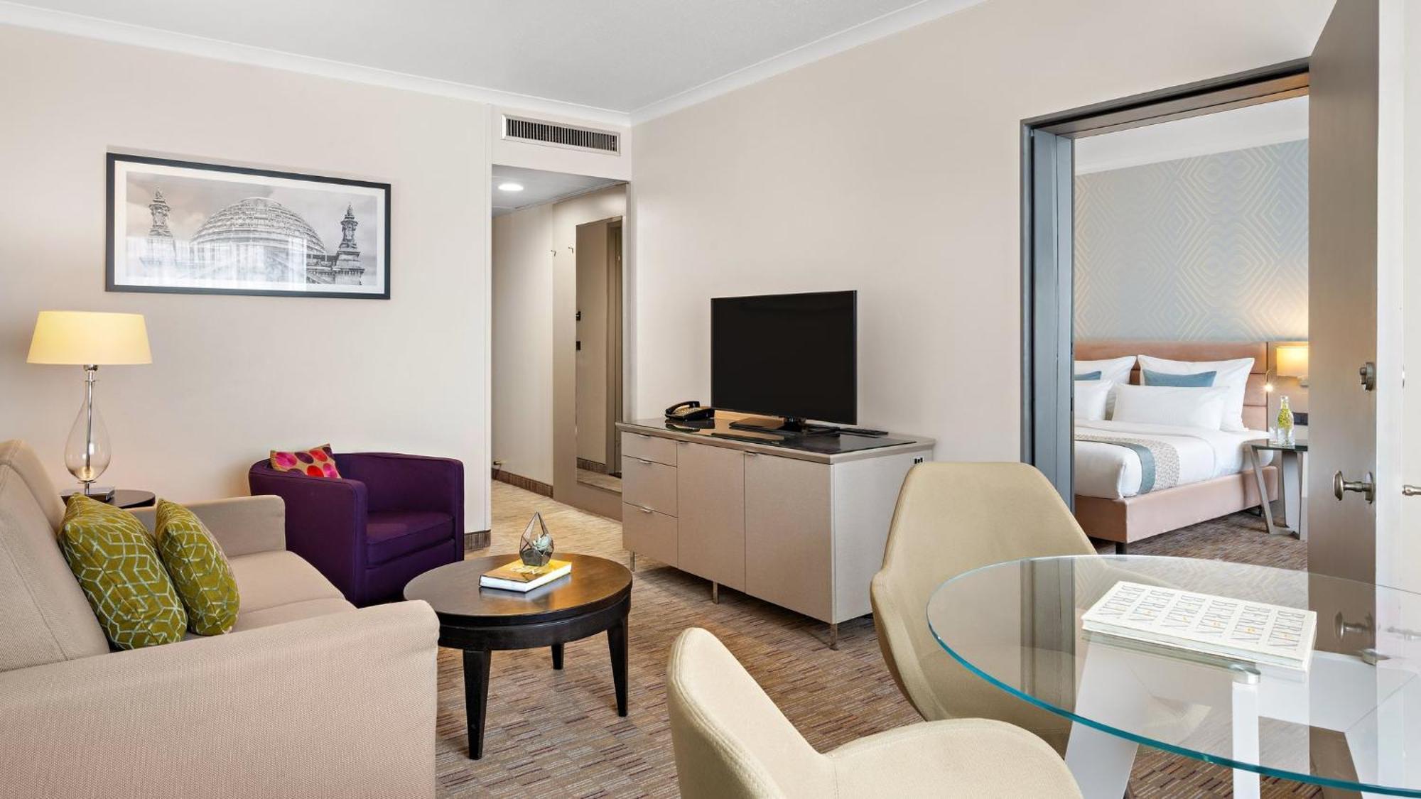 Hotel Crowne Plaza City Centre Ku'damm By Ihg 4*
