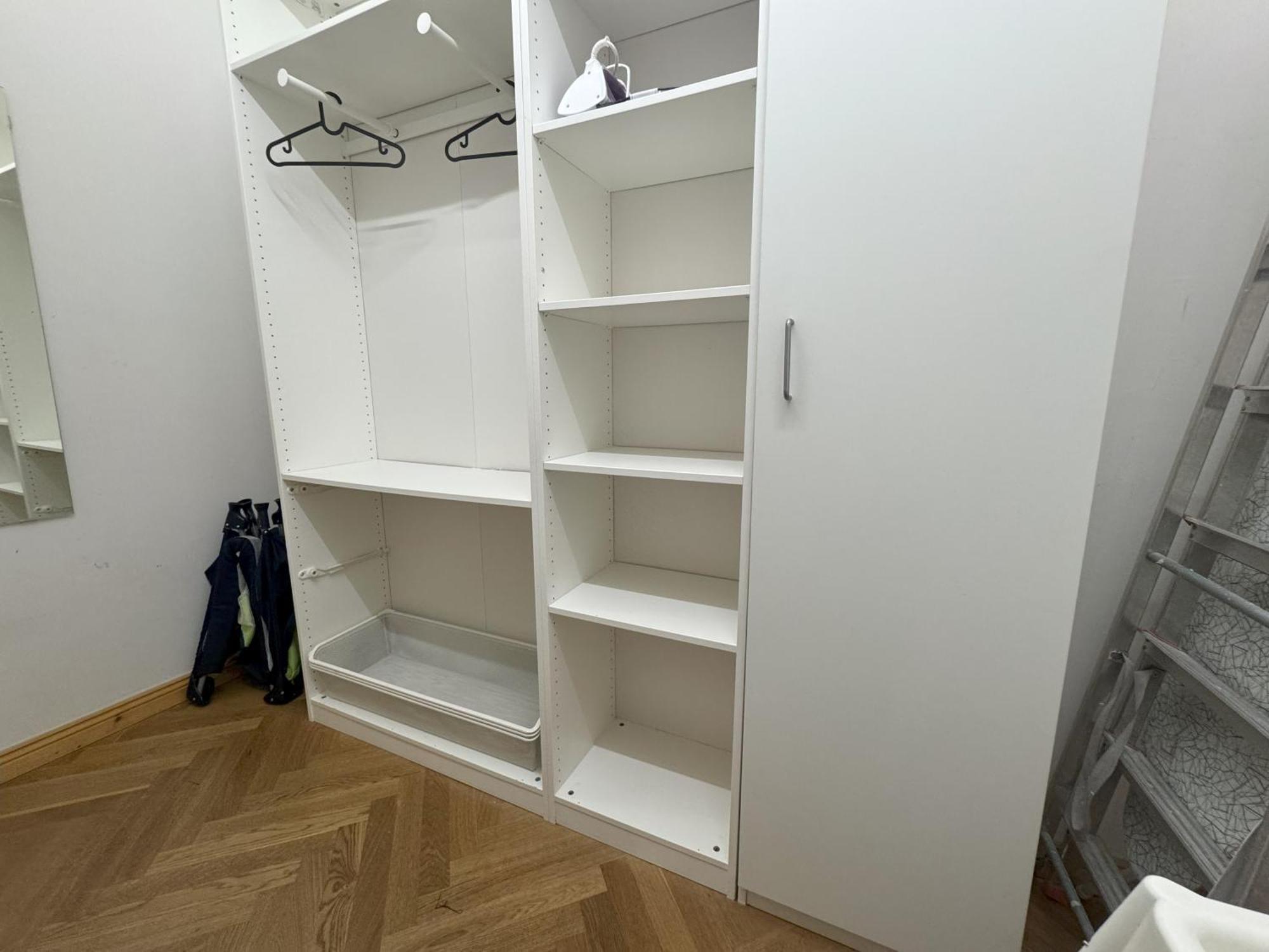 M M 70's Style Apartment *