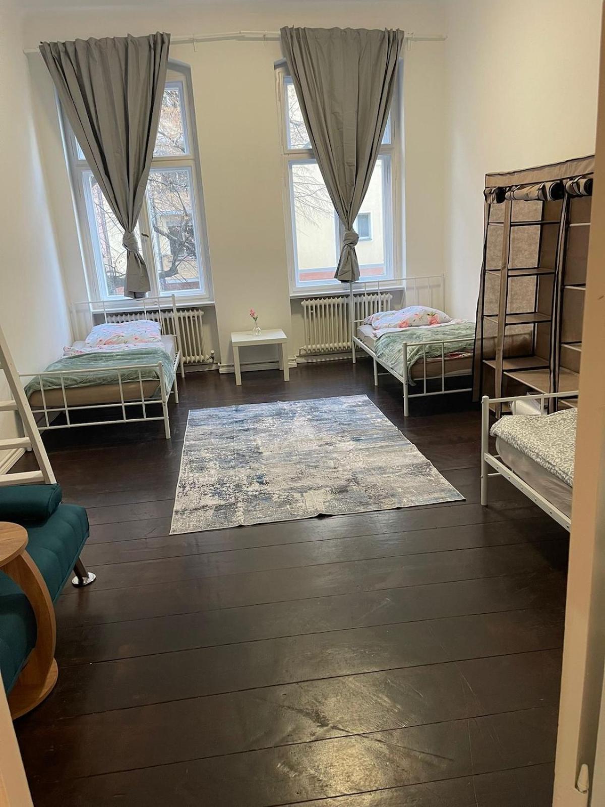 Apartment 5-room Schoeneberg