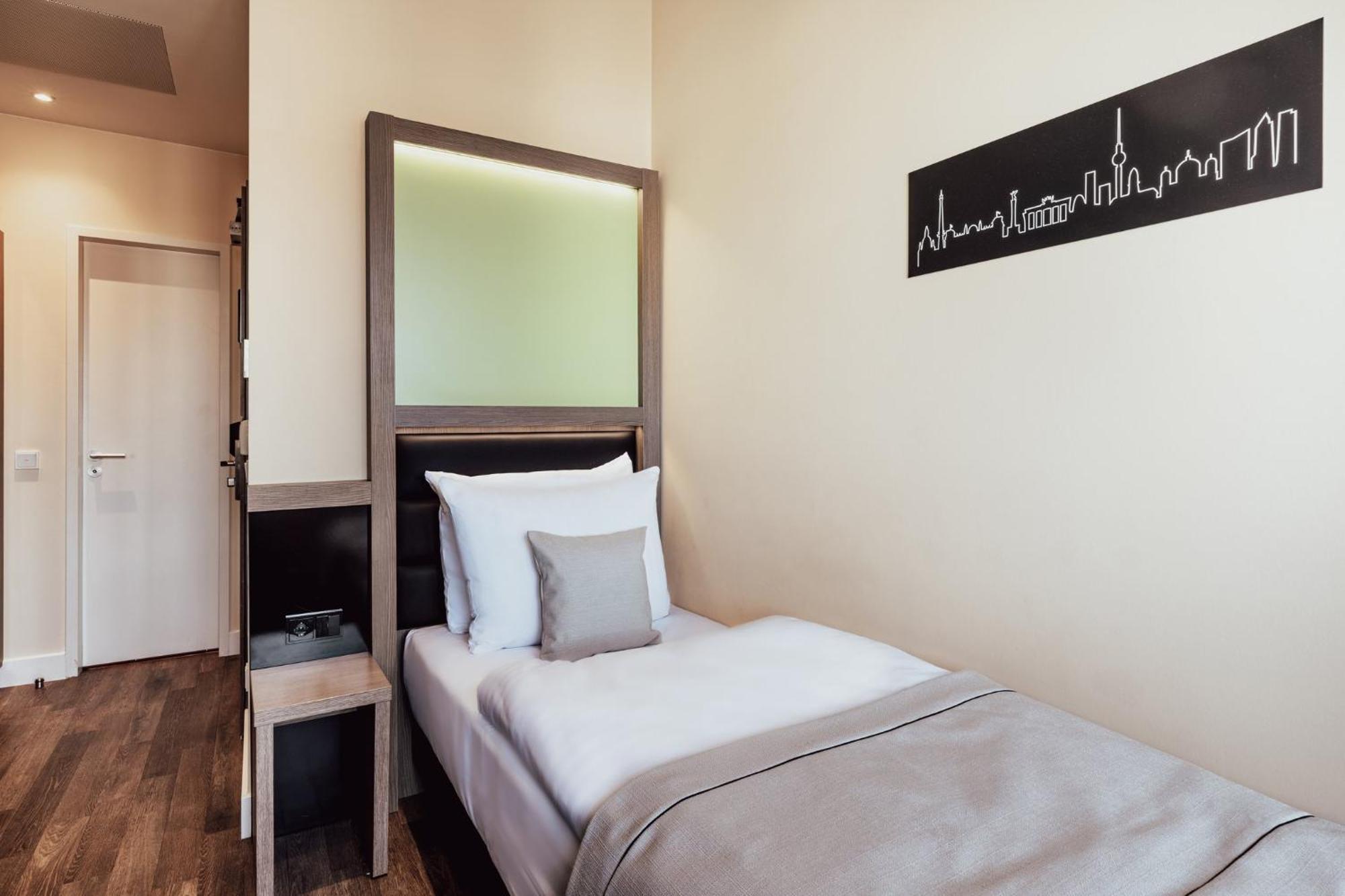 Garner - Charlottenburg, An Ihg