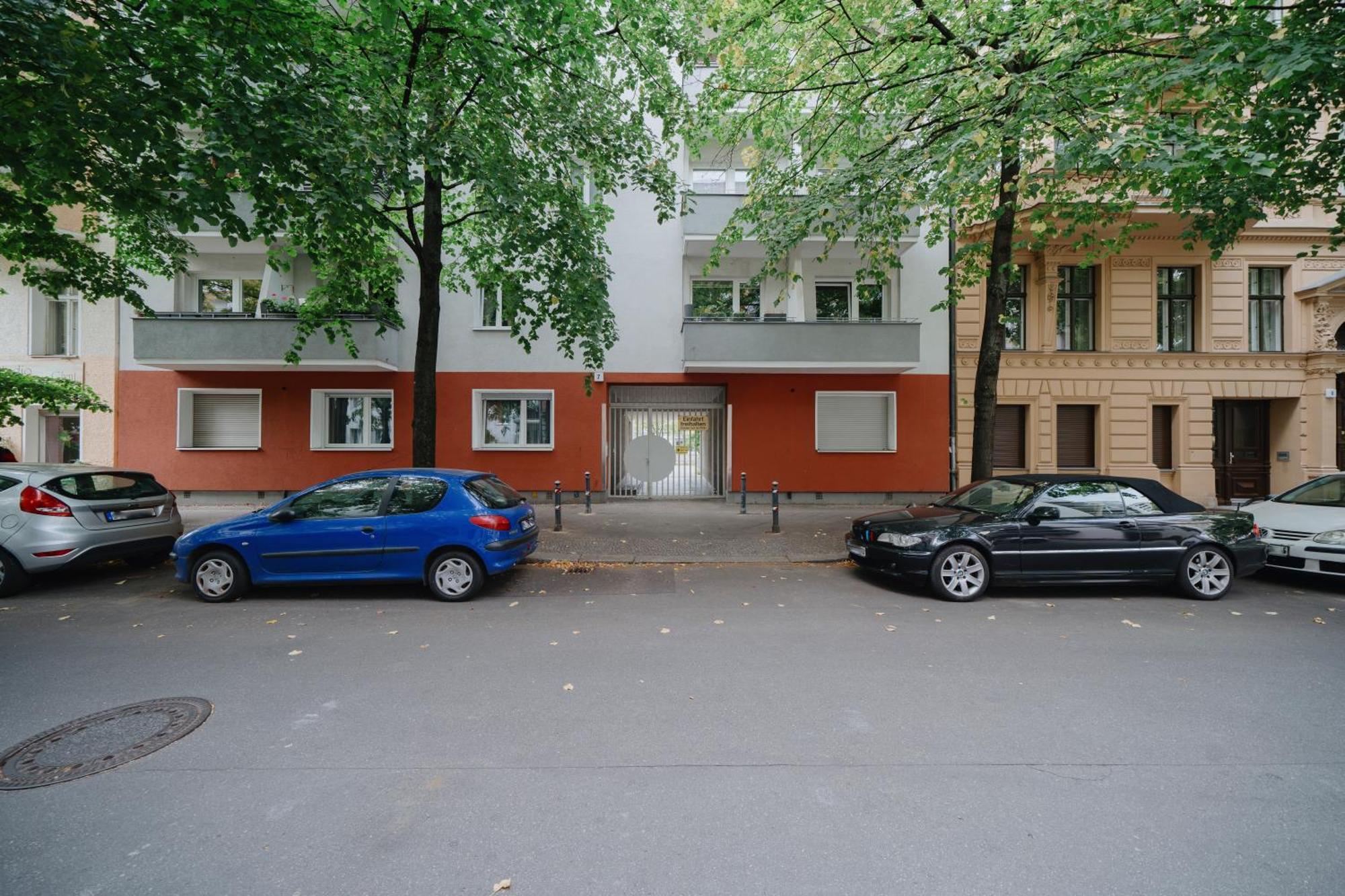 Lovely With Balcony - Cozy , Near Kadewe & Kurfuerstendamm * Berlim