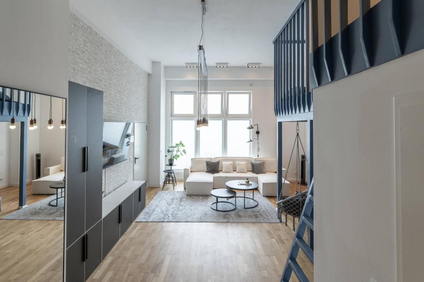 Rein18 Ron Apartment *