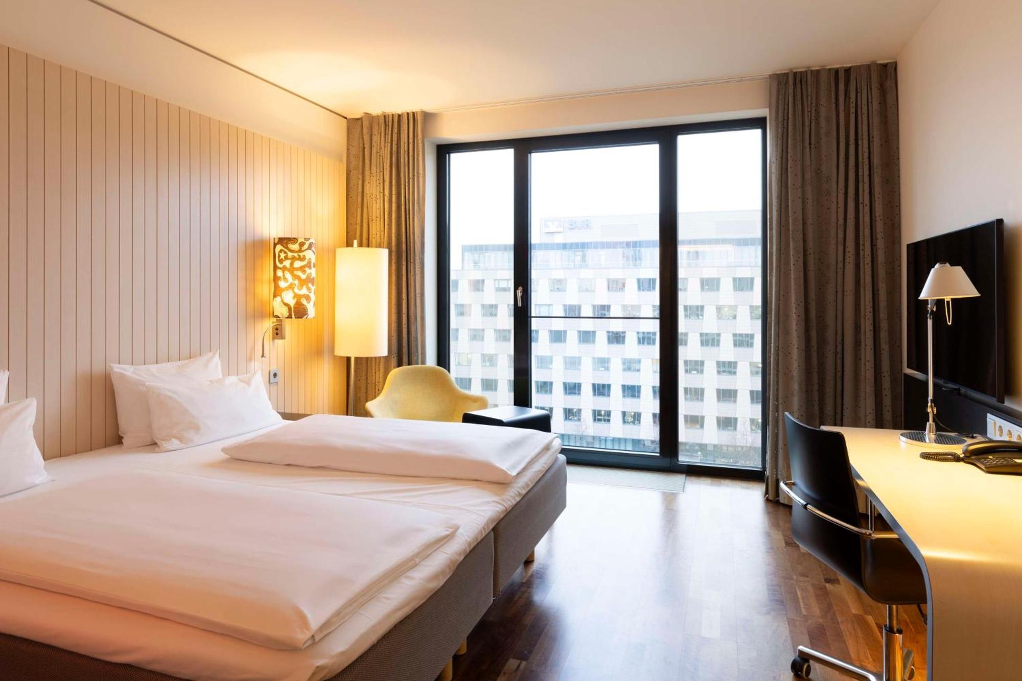 Scandic Potsdamer Platz Hotel 4*