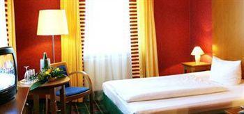 Gruenau 4* Berlin