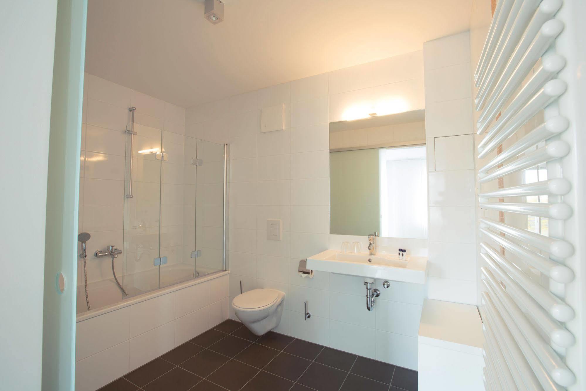 Adapt - Adlershof Aparthotel Berlim