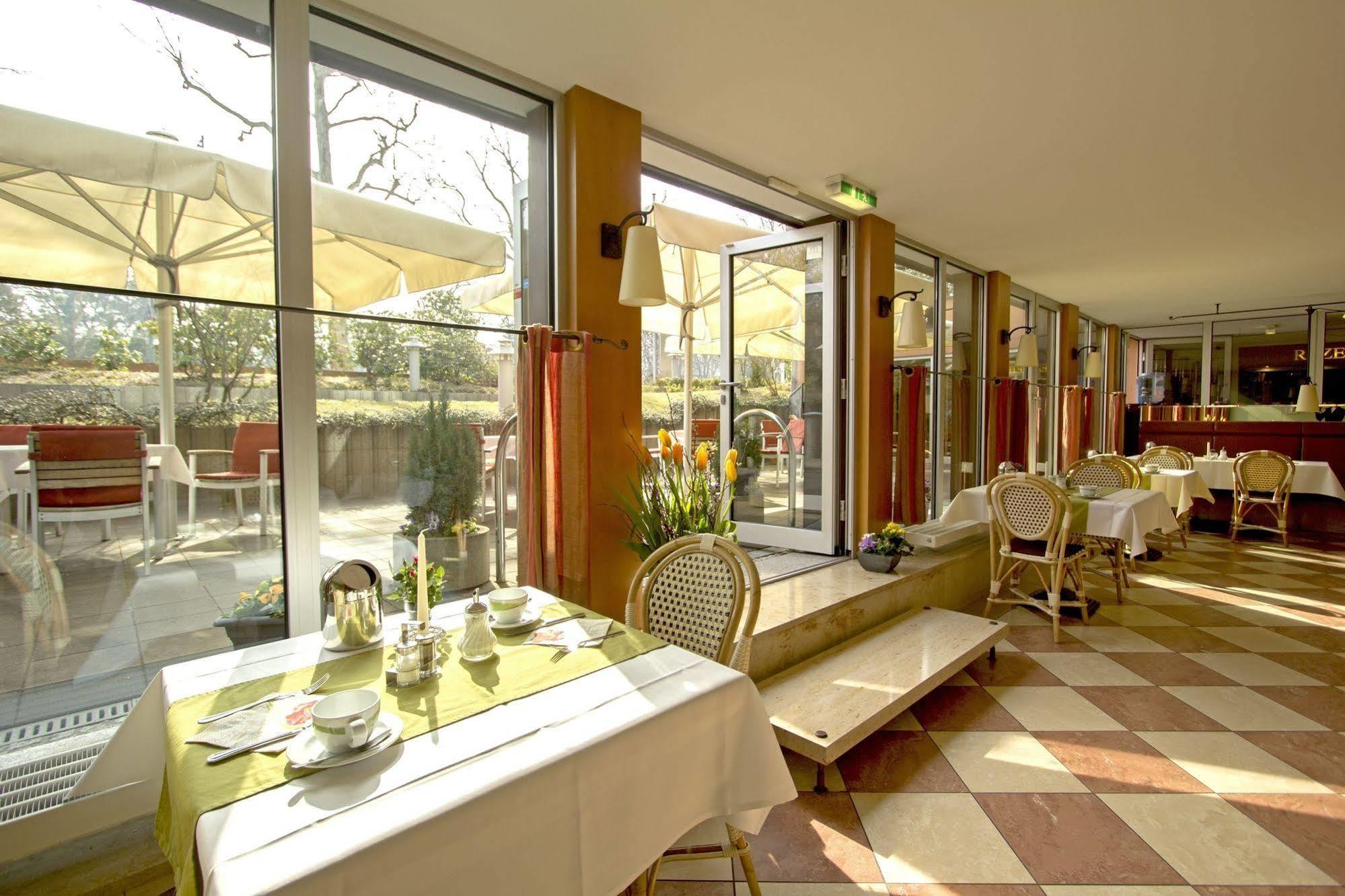 Hotel Westlife Apart 4*