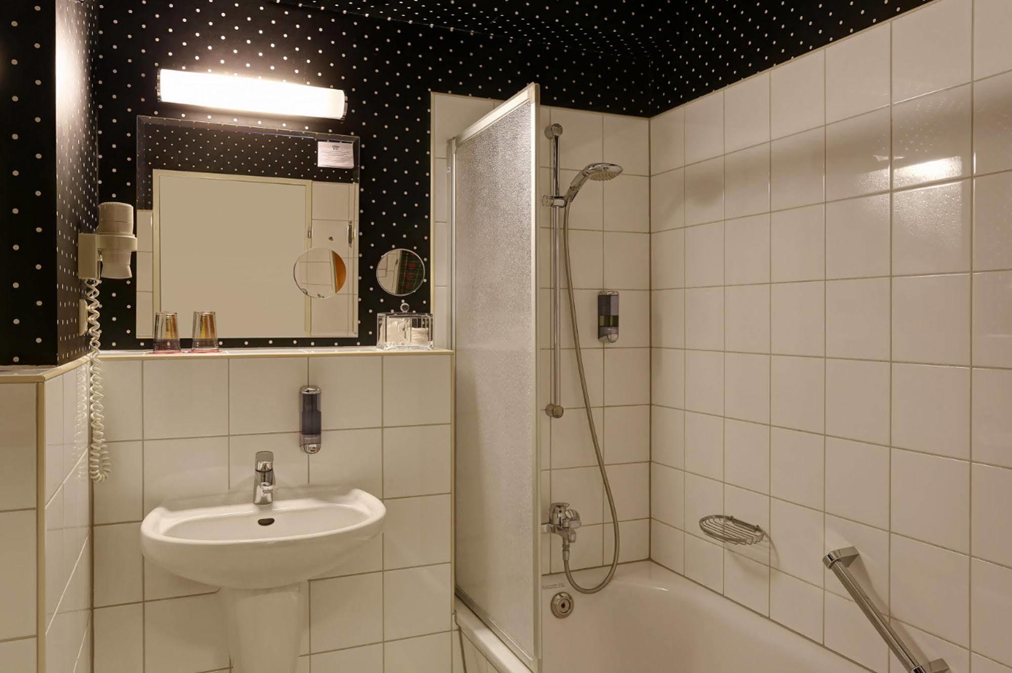 Gruenau 4* Berlin
