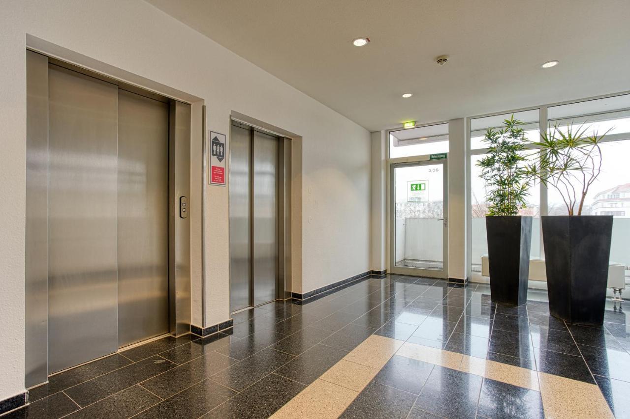 Centro West 4*