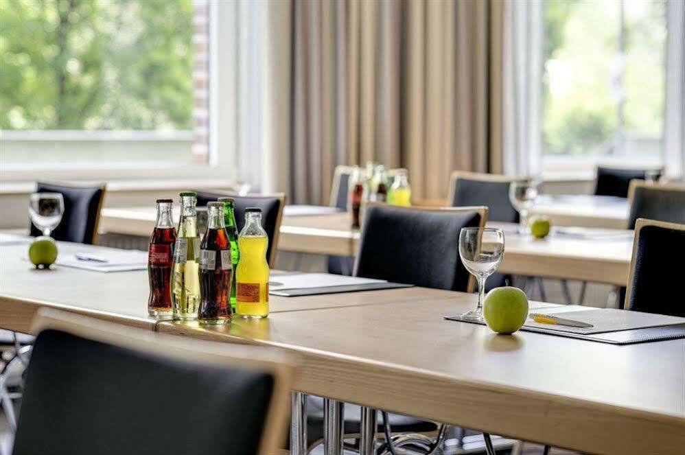 Centro West Hotel 4*