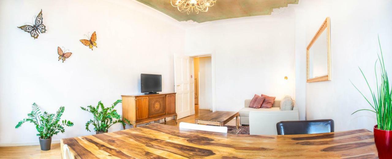 Winsstr. 68 Apartment