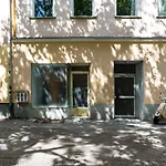 2 Bedroom In Great Location In Kreuzberg