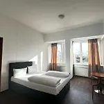 Ootel.Com