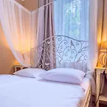 Hotel-Maison Am Olivaer Platz