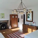 Spacious Room In Tempelhof Park Area