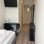 Motel Blue - Minimalist Boutique Hotel