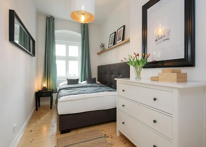 4 Personen Altbau Apartment Nahe Kurfuerstendamm - Romeo & Julia