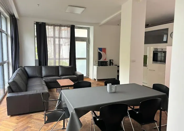 Zentrales Gartenhaus Loft In Berlin