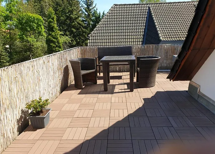 Zwei Etagen Wohnung im Grünen