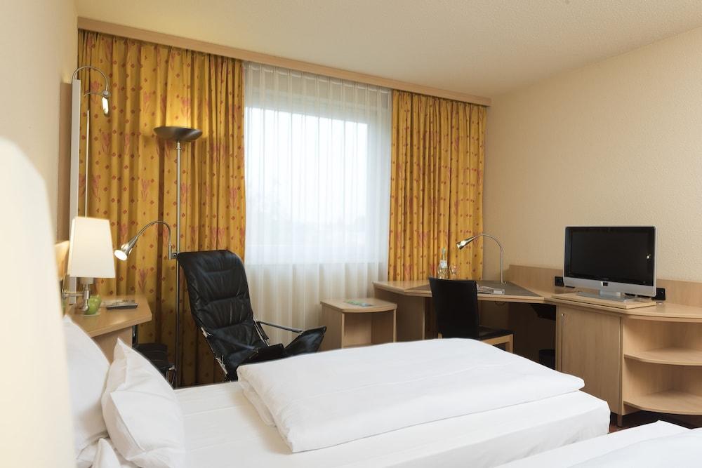 Hotel Ibis Styles Treptow 3*