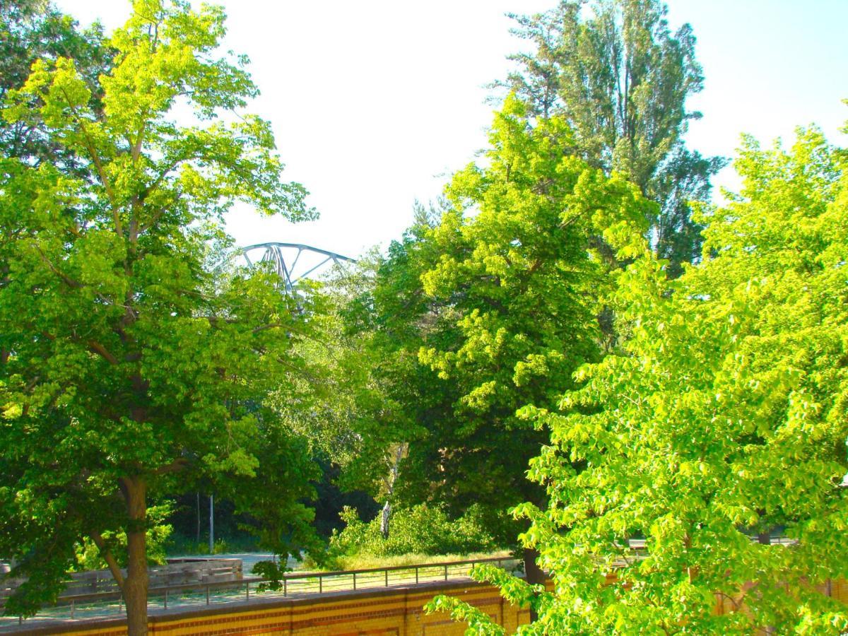 Potsdamer Platz & Apartamento Berlim