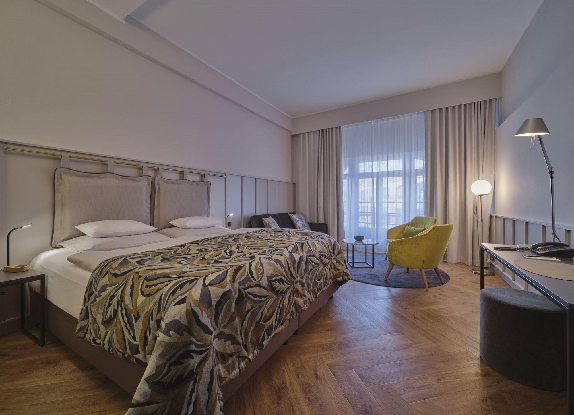 Classik Alexander Plaza 4* Berlim