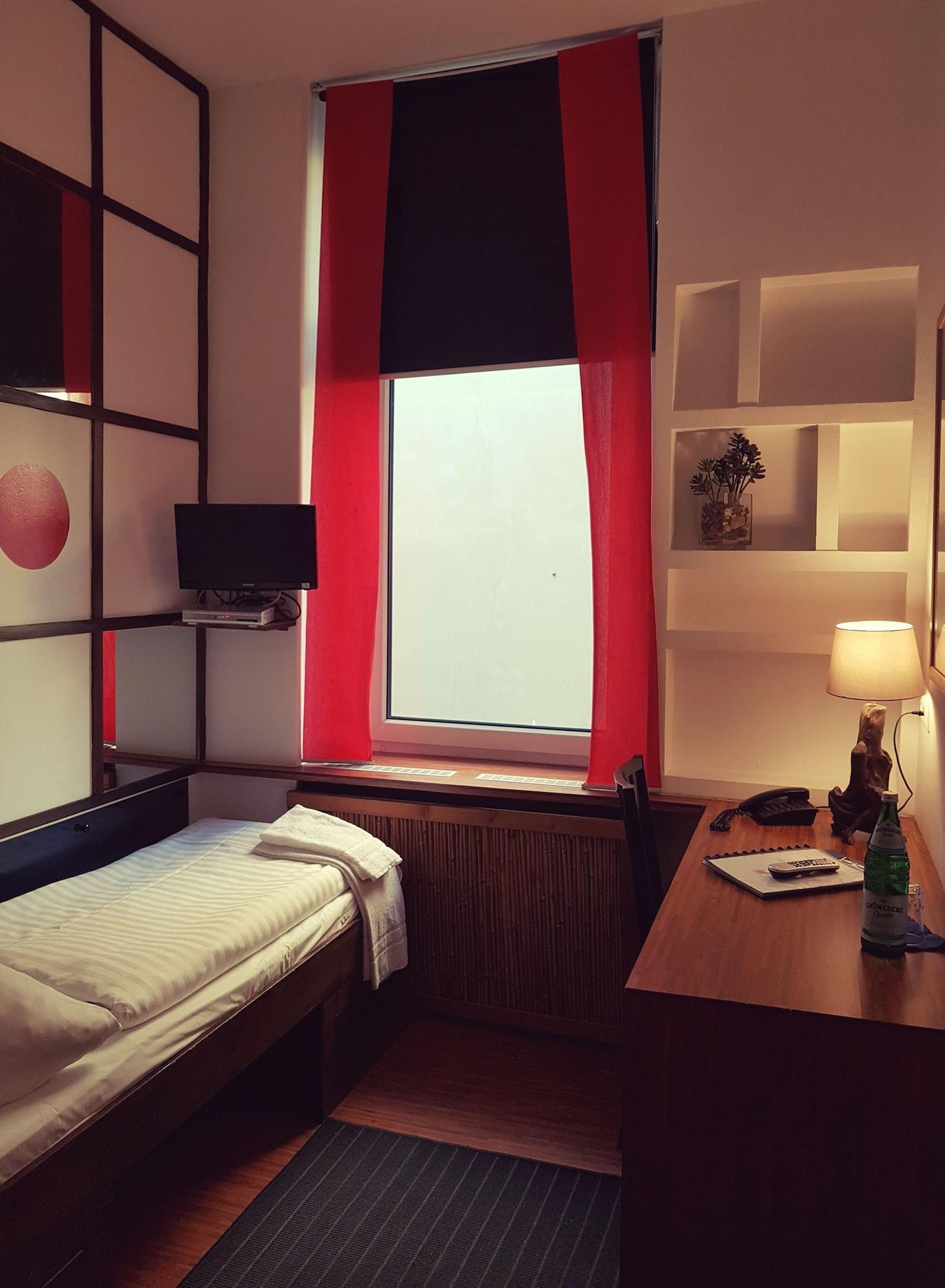 Art Charlottenburger Hof Hotel 3*