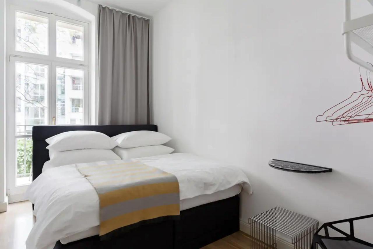 Luxury 2 Bedroom Apartment In The Heart Of Mitte, Berlin Apartment