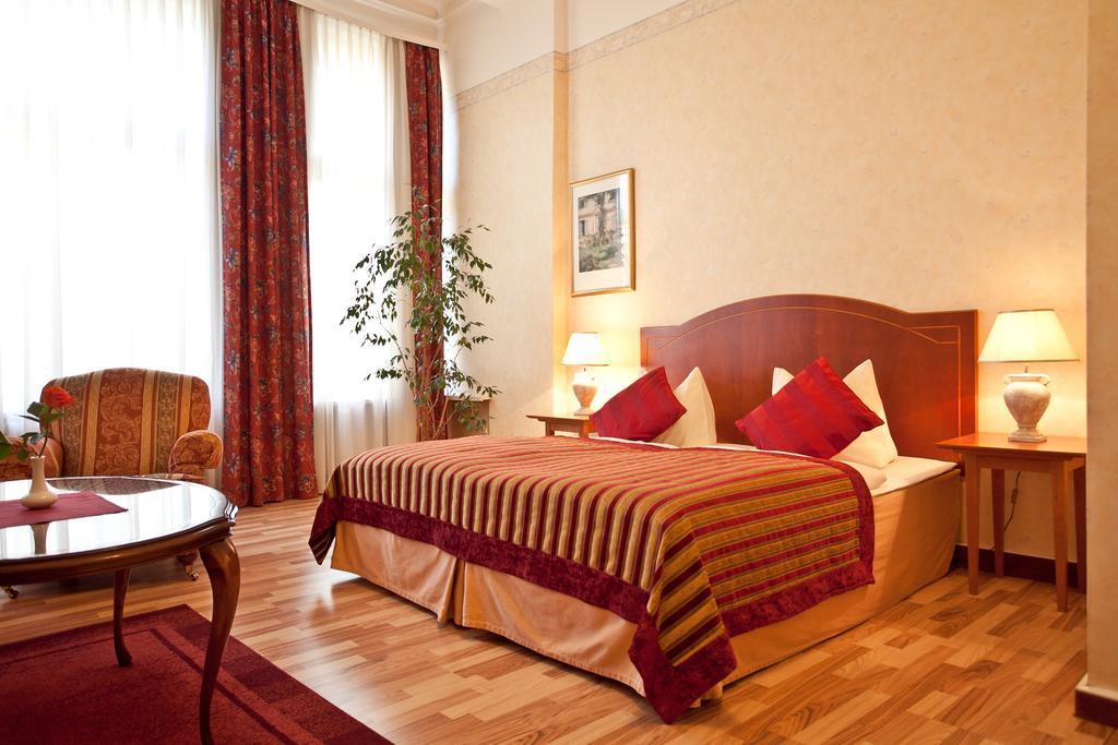 Safestay Kurfurstendamm 3* Berlim