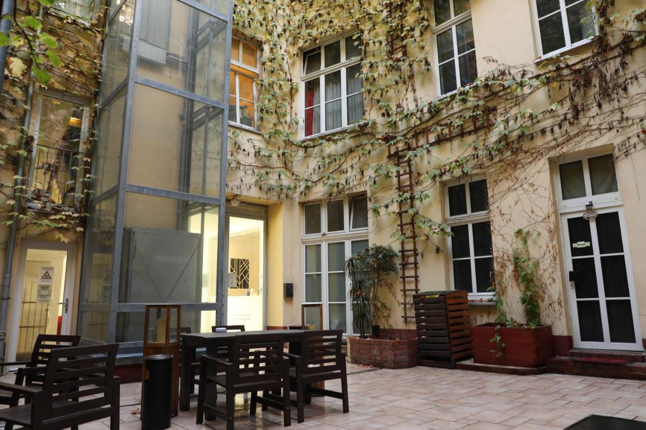 Art Charlottenburger Hof 3*