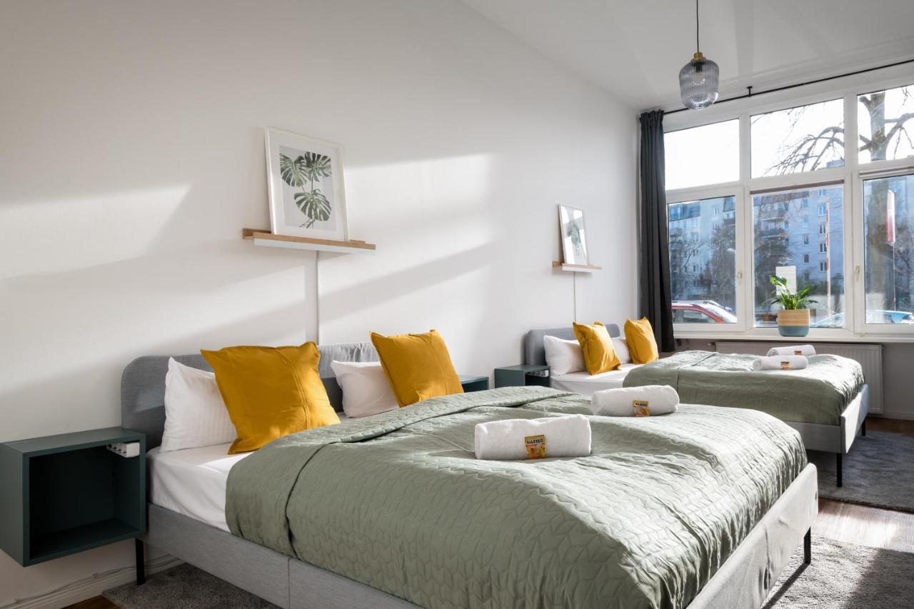 Sonnig Alexanderplatz: Spacious Group-friendly Berlin