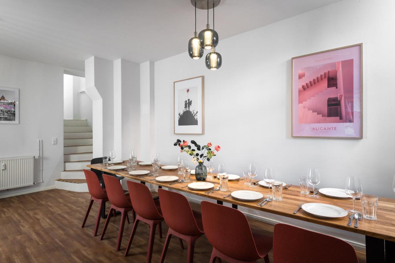 Sonnig Alexanderplatz: Spacious Group-friendly Berlin