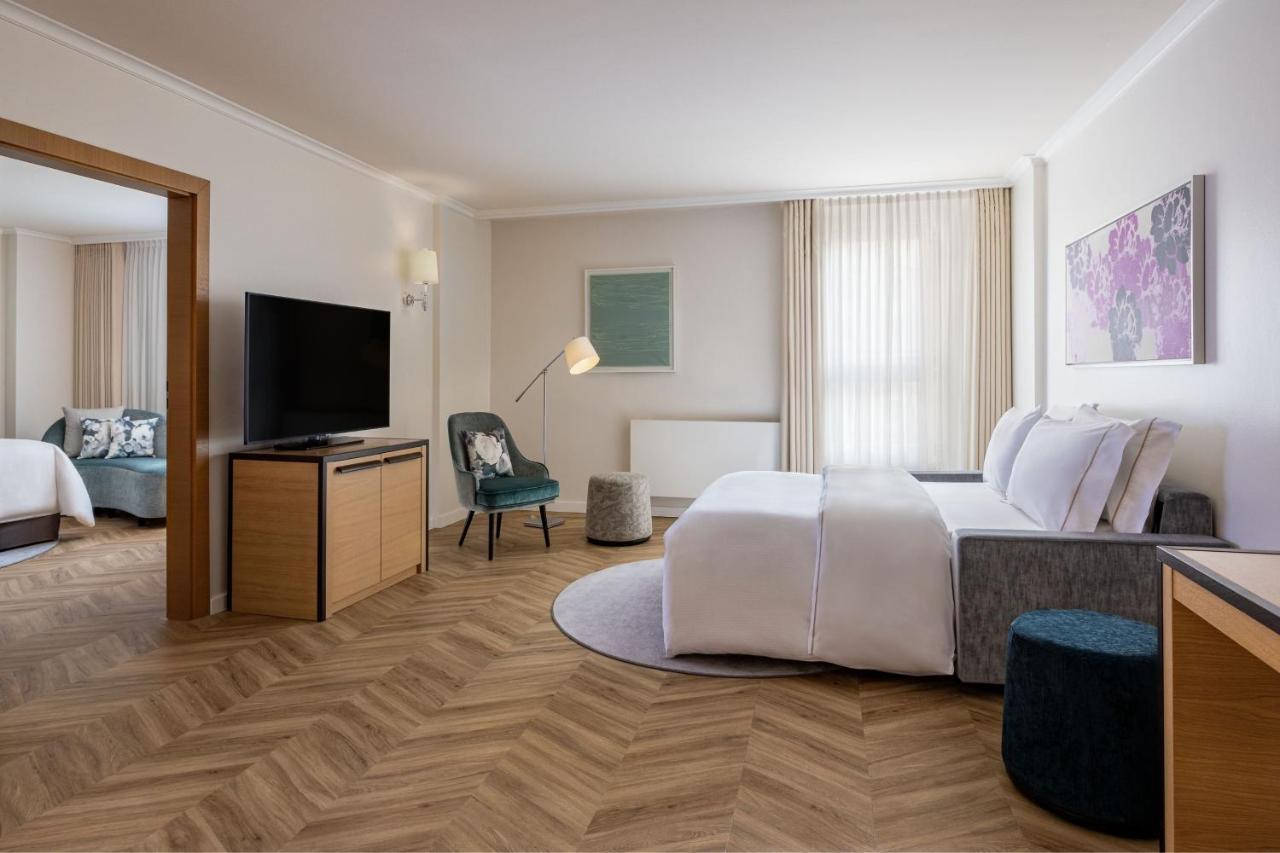 The Westin Grand Hotel 5*