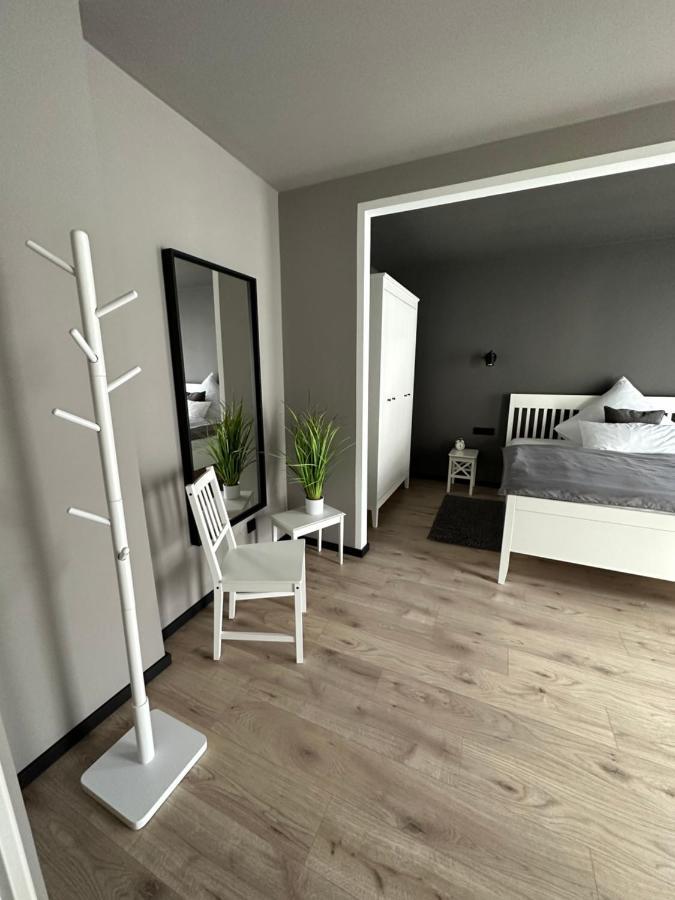 Casa de férias Remise Berlin-grünau: Cozy Retreat For 6 Near Müggelsee *