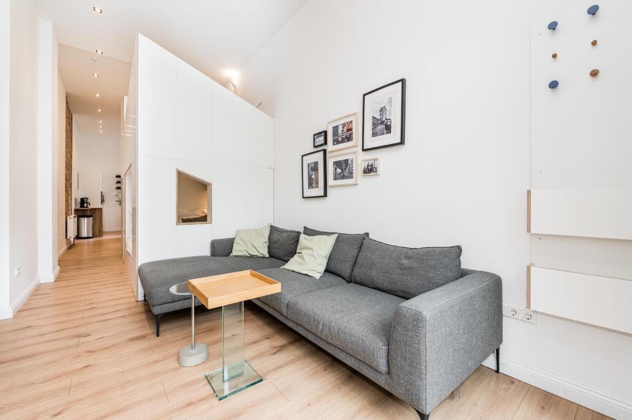 Stylish New Cube Loft Ii By Berlin-wall-apartments Apartment *