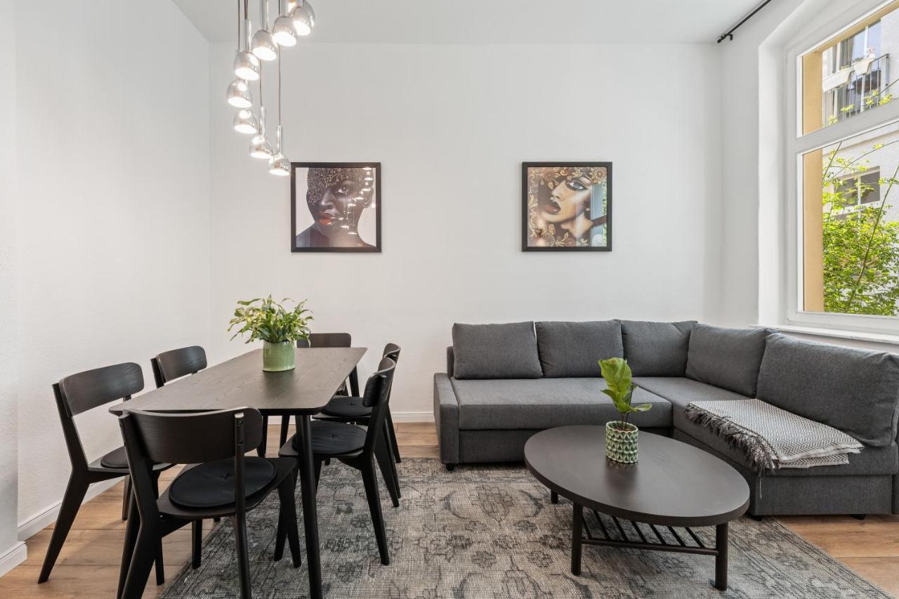 The Tieckstr Loft For Up To 7 People With 2 Bathrooms *
