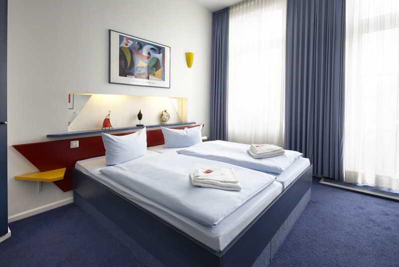 Hotel Art Charlottenburger Hof 3*