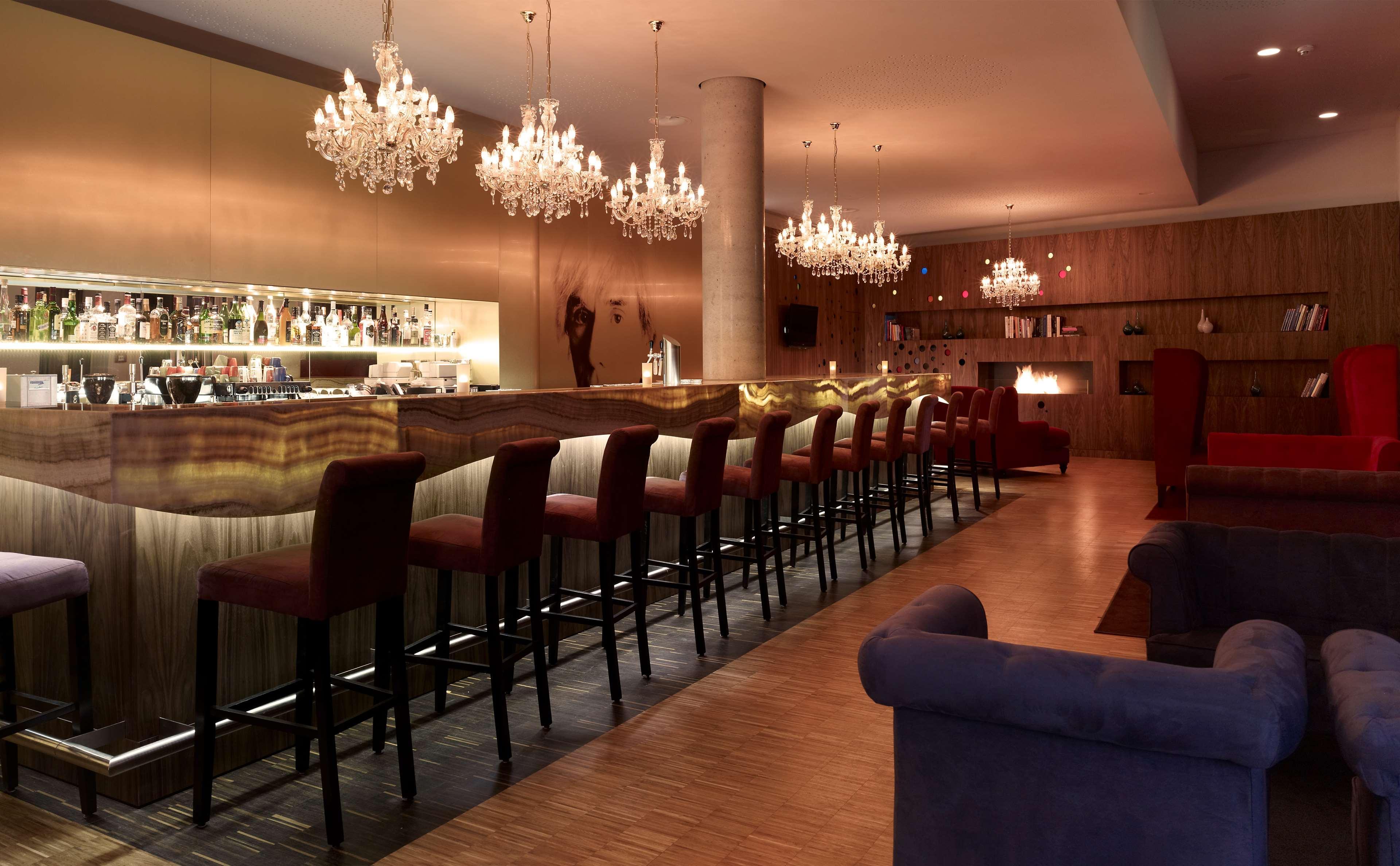 Park Plaza Hotel 4*